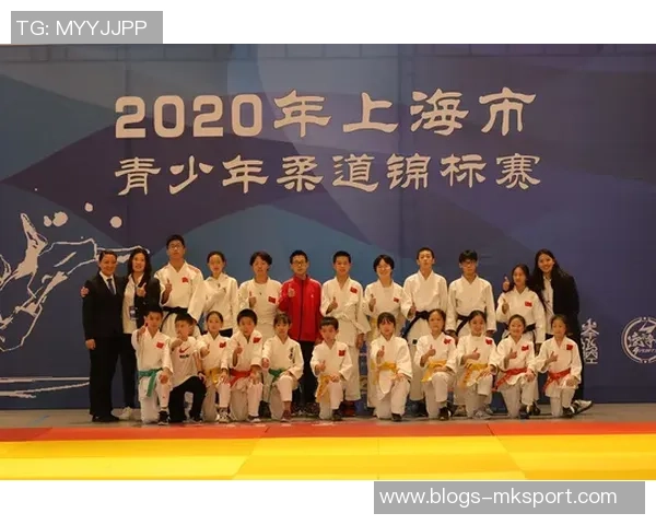 上海羽毛球队配合排名创新高展现团队实力与竞技水平提升